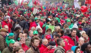 120 mila manifestanti contro l'attacco del nuovo governo