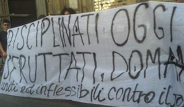 http://www.clashcityworkers.org/images/02_lotte/cosa_si_muove/2014_10_10_scuola_jobs_act/2014_10_10_scuola_jobs_act_firenze3.jpg