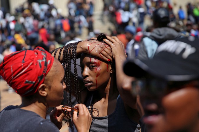 La protesta degli studenti universitari in Sudafrica di cui nessuno parla 