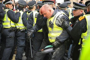 city-of-london-anti-g20-demo-01042009-022