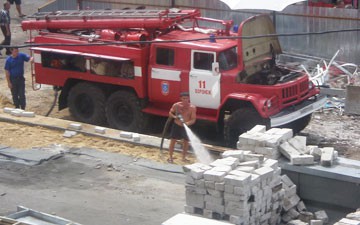 232808_max