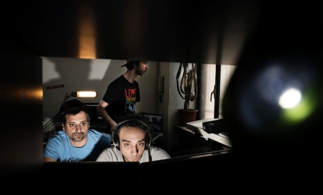 'Noi, i nuovi proletari digitali'  Ecco chi sono i gli operai 2.0 