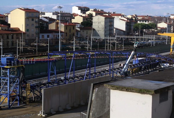 http://www.inventati.org/cortocircuito/wp-content/uploads/2015/02/2013-01-cantiere-tav.jpg