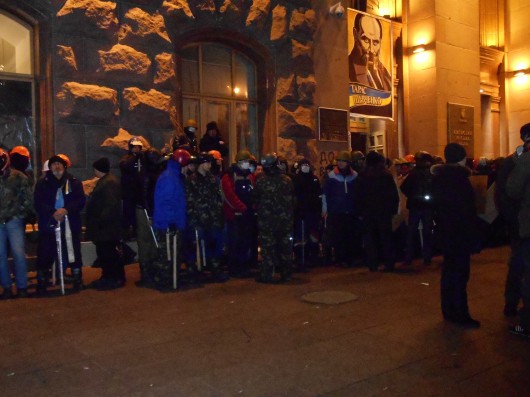 Украинский дневник, 15 и 16 февраля. Тревожному затишью близится конец? ВО Сволота выполняет работу ментов у КГГА