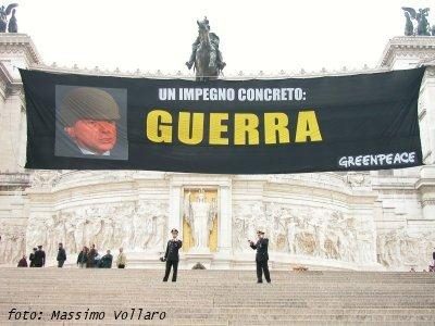 FOTO: Greenpeace a R...