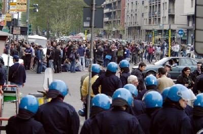 Milano: centri socia...