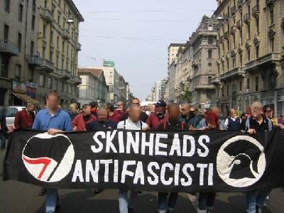 foto: skinheads cont...