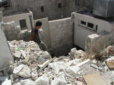 Nablus: devastazioni...