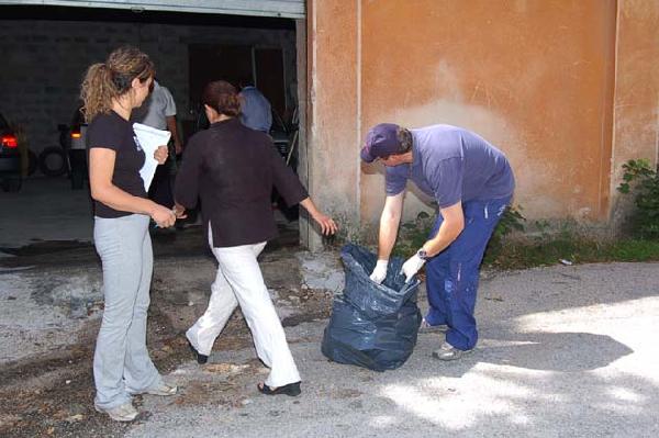 [cane massacrato dal...