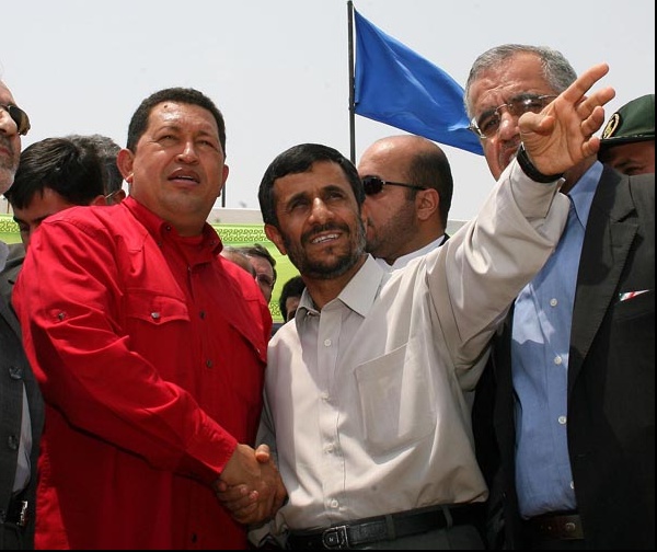 2-chavez_ahmadinejad32