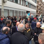 Italcementi: un’altra giornata di sciopero, i lavoratori alzano il tiro