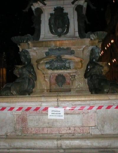 Fontana del Nettuno ...